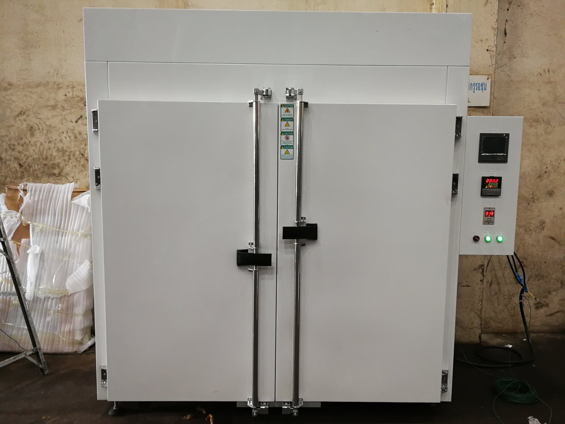 Hydrogen de-embrittlement baking oven